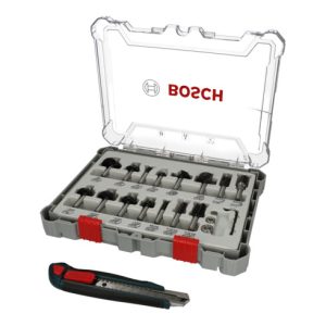 Bosch Fräser-Set, 15-teilig, inklusive gratis Cuttermesser Bosch Fräser-Set, 15-teilig, inklusive gratis Cuttermesser