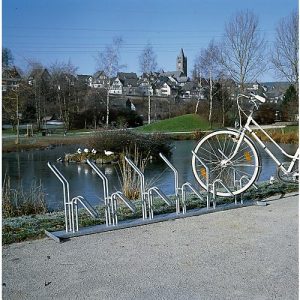 Bügelparker, 1-seitig, für Reifen bis B 55 mm, B 2250 x T 415 x H 560 mm, Stahl feuerverzinkt, 6 Einstellplätze, zerlegt Bügelparker, 1-seitig, für Reifen bis B 55 mm, B 2250 x T 415 x H 560 mm, Stahl feuerverzinkt, 6 Einstellplätze, zerlegt