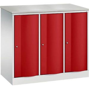 C+P Garderobenschrank Resisto, 3 Abteile, 3 Fächer, B 1148 x T 540 x H 1077 mm, Lichtgrau/Rubinrot C+P Garderobenschrank Resisto, 3 Abteile, 3 Fächer, B 1148 x T 540 x H 1077 mm, Lichtgrau/Rubinrot