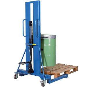 Fasslifter asecos, mit Fusspumpe, B 1200 x H 2135 x T 1100 mm, Hubbereich 0 – 1170 mm, Stahl lackiert Fasslifter asecos, mit Fusspumpe, B 1200 x H 2135 x T 1100 mm, Hubbereich 0 – 1170 mm, Stahl lackiert