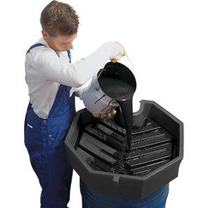 Fasstrichter mit hohem Rand, mit Sieb Fasstrichter mit hohem Rand, mit Sieb