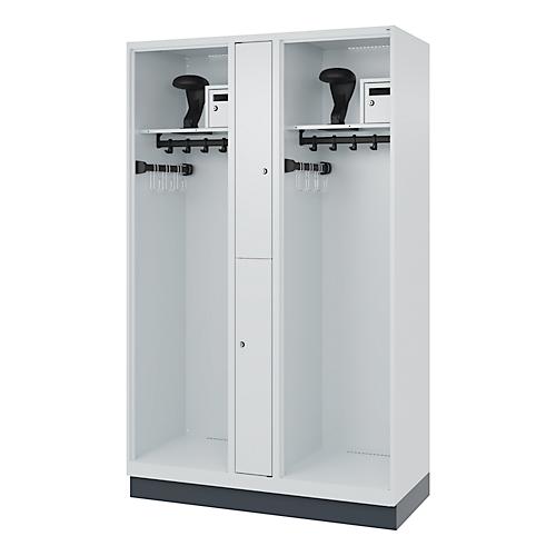 Feuerwehrspind C+P Evolo Maxi, 4 Abteile für 2 Personen, mit Helmhalter, mit Sockel, B 1200 x T 500 x H 1950 mm, RAL 7035 Lichtgrau/RAL 7016 Anthrazitgrau