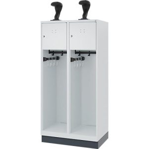 Feuerwehrspind C+P Evolo Youngster, 2 Abteile, mit Helmhalter, mit Sockel, B 800 x T 500 x H 1630 mm, RAL 7035 Lichtgrau/RAL 7016 Anthrazitgrau Feuerwehrspind C+P Evolo Youngster, 2 Abteile, mit Helmhalter, mit Sockel, B 800 x T 500 x H 1630 mm, RAL 7035 Lichtgrau/RAL 7016 Anthrazitgrau