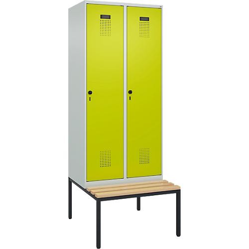 Kleiderspind C+P Evolo Plus, 2 Abteile, 400 mm Abteilbreite, mit untergebauter Sitzbank, B 800 x T 815 x H 2120 mm, Drehriegel, lichtgrau/clowngrün