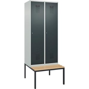Kleiderspind C+P Evolo Plus, 2 Abteile, 400 mm Abteilbreite, mit untergebauter Sitzbank, B 800 x T 815 x H 2120 mm, Zylinder, lichtgrau/anthrazitgrau