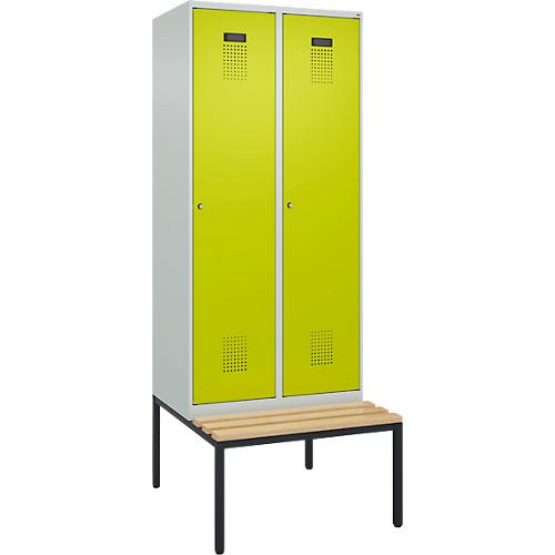 Kleiderspind C+P Evolo Plus, 2 Abteile, 400 mm Abteilbreite, mit untergebauter Sitzbank, B 800 x T 815 x H 2120 mm, Zylinder, lichtgrau/clowngrün