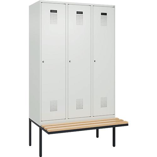 Kleiderspind C+P Evolo Plus, 3 Abteile à 400 mm Breite, schwebende Sitzbank, B 1200 x T 815 x H 2120 mm, Zylinder, lichtgrau/lichtgrau