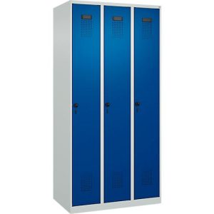 Kleiderspind C+P Evolo Plus, 3 Abteile, Anschlag rechts, Sicherheits-Drehriegel, B 900 x T 500 x H 1850 mm, lichtgrau/enzianblau Kleiderspind C+P Evolo Plus, 3 Abteile, Anschlag rechts, Sicherheits-Drehriegel, B 900 x T 500 x H 1850 mm, lichtgrau/enzianblau