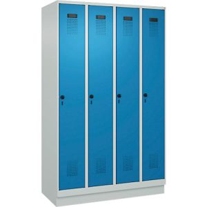 Kleiderspind C+P Evolo Plus, 4 Abteile, 300 mm Abteilbreite, mit Sockel, Anschlag rechts, B 1200 x T 500 x H 1950 mm, Drehriegel, lichtgrau/lichtblau Kleiderspind C+P Evolo Plus, 4 Abteile, 300 mm Abteilbreite, mit Sockel, Anschlag rechts, B 1200 x T 500 x H 1950 mm, Drehriegel, lichtgrau/lichtblau