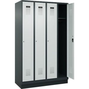 Kleiderspind C+P Evolo Plus, 4 Abteile, 300 mm Abteilbreite, mit Sockel, Anschlag rechts, B 1200 x T 500 x H 1950 mm, Zylinder, anthrazitgrau/lichtgrau Kleiderspind C+P Evolo Plus, 4 Abteile, 300 mm Abteilbreite, mit Sockel, Anschlag rechts, B 1200 x T 500 x H 1950 mm, Zylinder, anthrazitgrau/lichtgrau