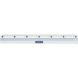 Lineal Staedtler Mars, für Rechtshänder, Länge 30 cm/300 mm, abriebfeste cm- & mm-Einteilung, mit Tuschekante, rutschfest, Aluminium, silber