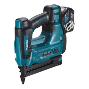 Makita Akku-Stauchkopfnagler 50mm DBN500RTJ Makita Akku-Stauchkopfnagler 50mm DBN500RTJ