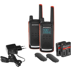PMR-Funkgeräteset Motorola TALKABOUT T82, 2tlg, lizenzfrei, IPx2, 10 km, 16 Kanäle, schwarz/orange PMR-Funkgeräteset Motorola TALKABOUT T82, 2tlg, lizenzfrei, IPx2, 10 km, 16 Kanäle, schwarz/orange